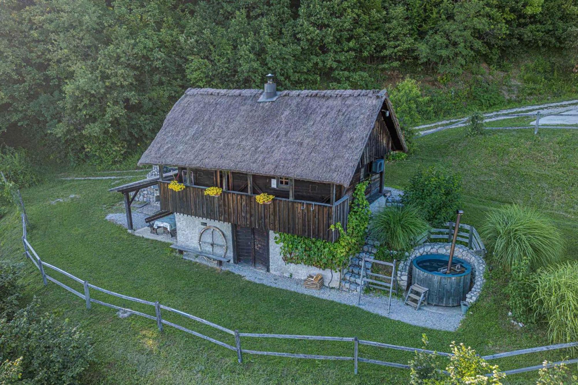 Holiday Home In Otocec - Kranjska Krain 26039 Esterno foto